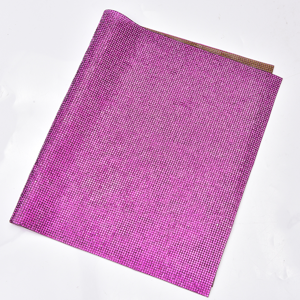 Fuchsia Rhinestone Sticker Tri - مراجعة Hotfix Rhinestone Sheet وسعره