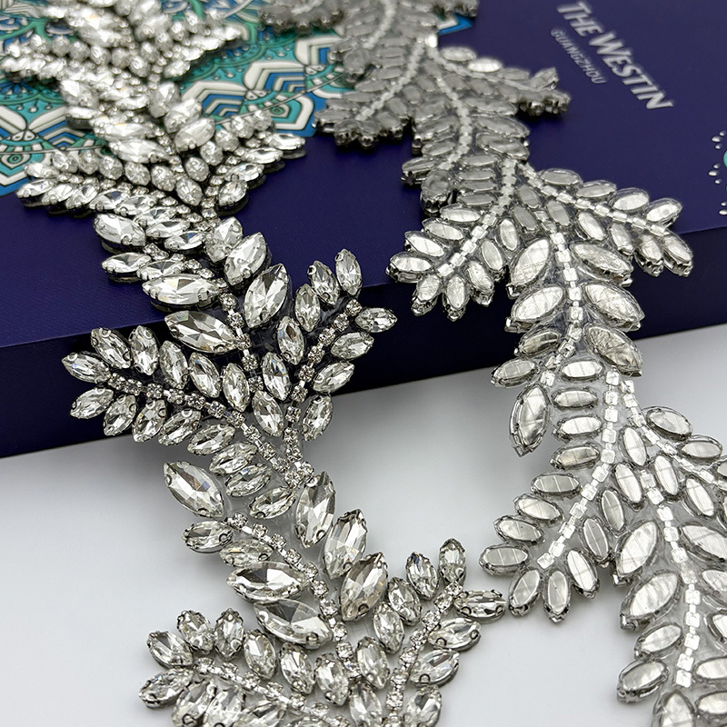 hotfix rhinestones Rhinestone  - مراجعة Hotfix Rhinestone Sheet وسعره