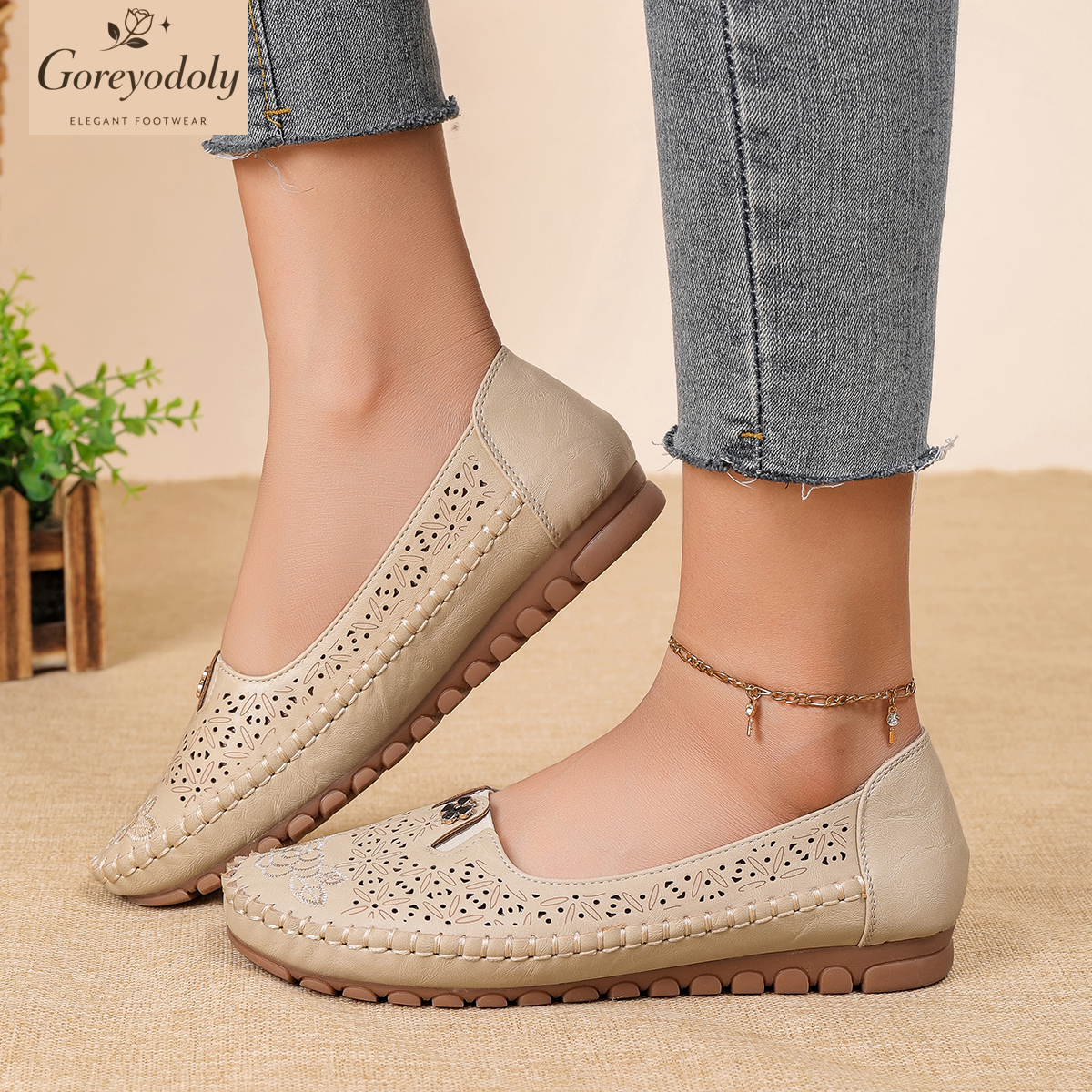 Goreyodoly women loafers flora - مراجعة Embroidery Embellishments وسعره
