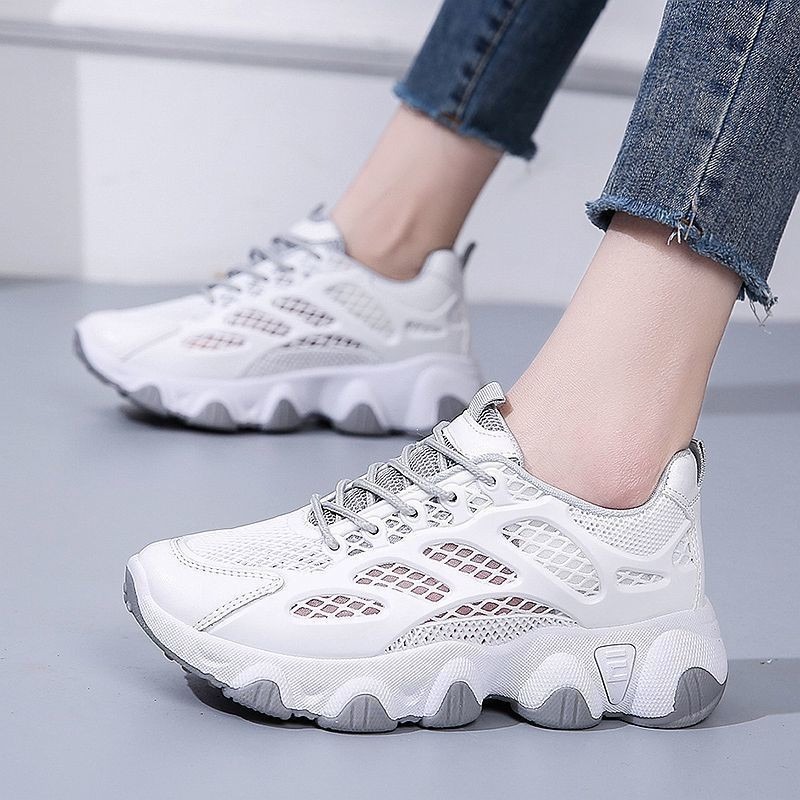 Breathable Mesh Chunky Sneaker - مراجعة Guipure Lace Panel وسعره