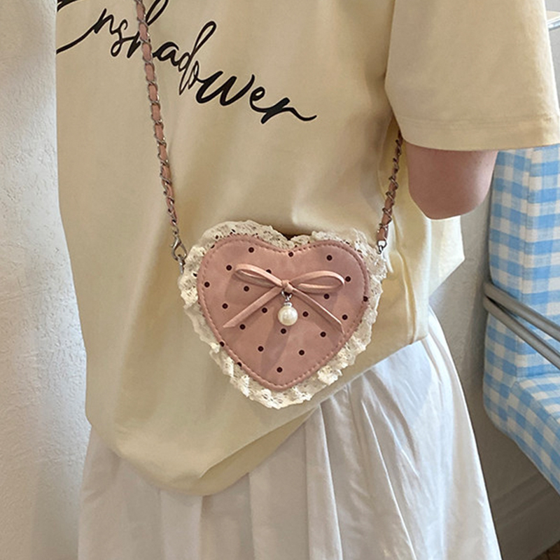 Red Heart Shaped Crossbody Bag - مراجعة Pearl Trim Chain وسعره
