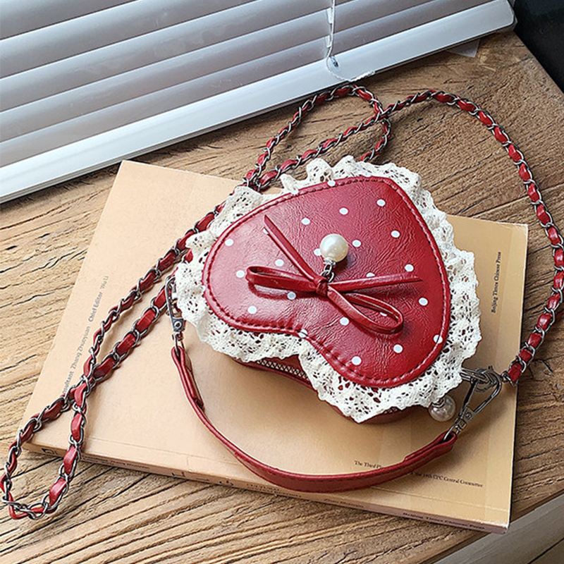 Red Heart Shaped Crossbody Bag - مراجعة Pearl Trim Chain وسعره