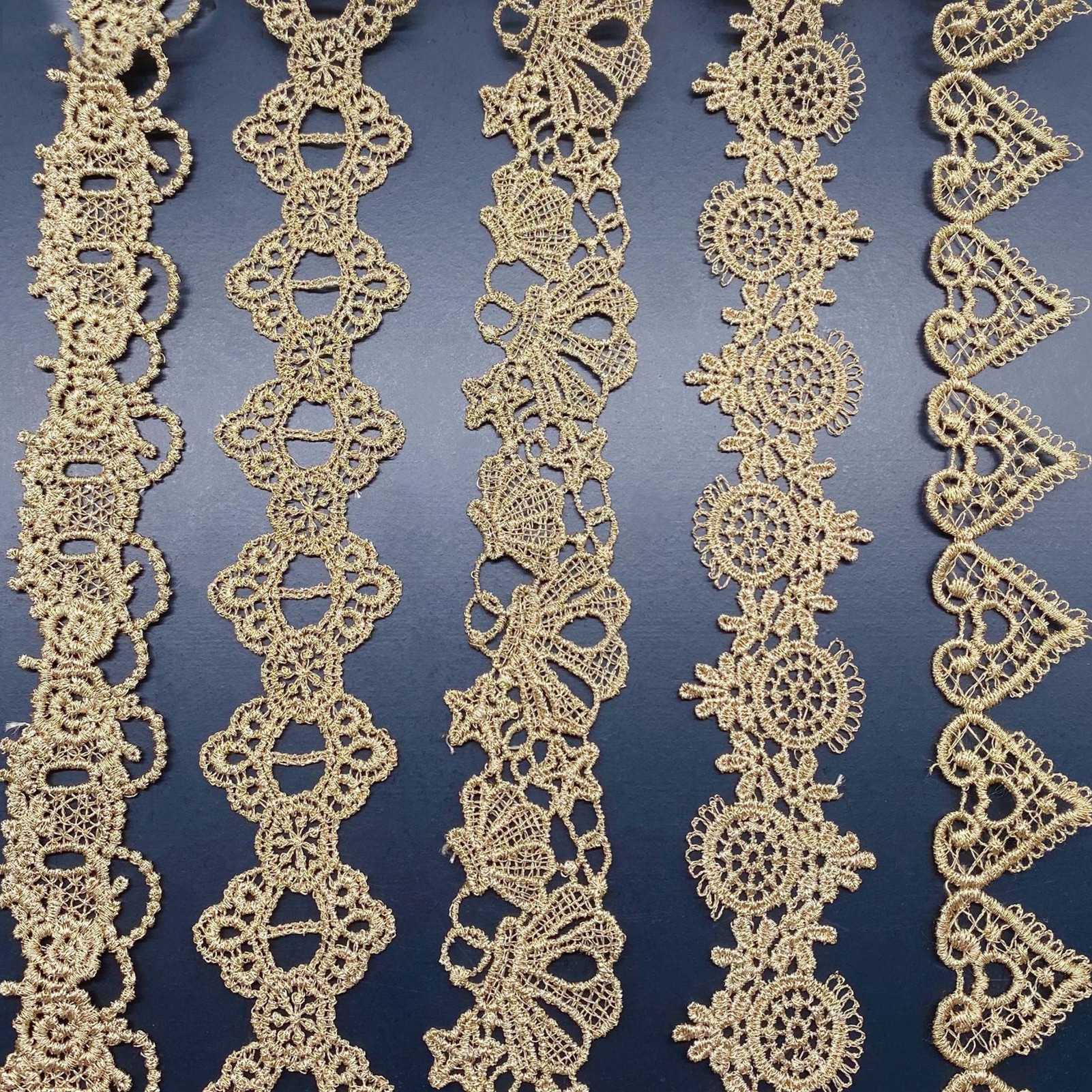 2yards Golden Embroidered Love - مراجعة Lace Ribbon Trim وسعره