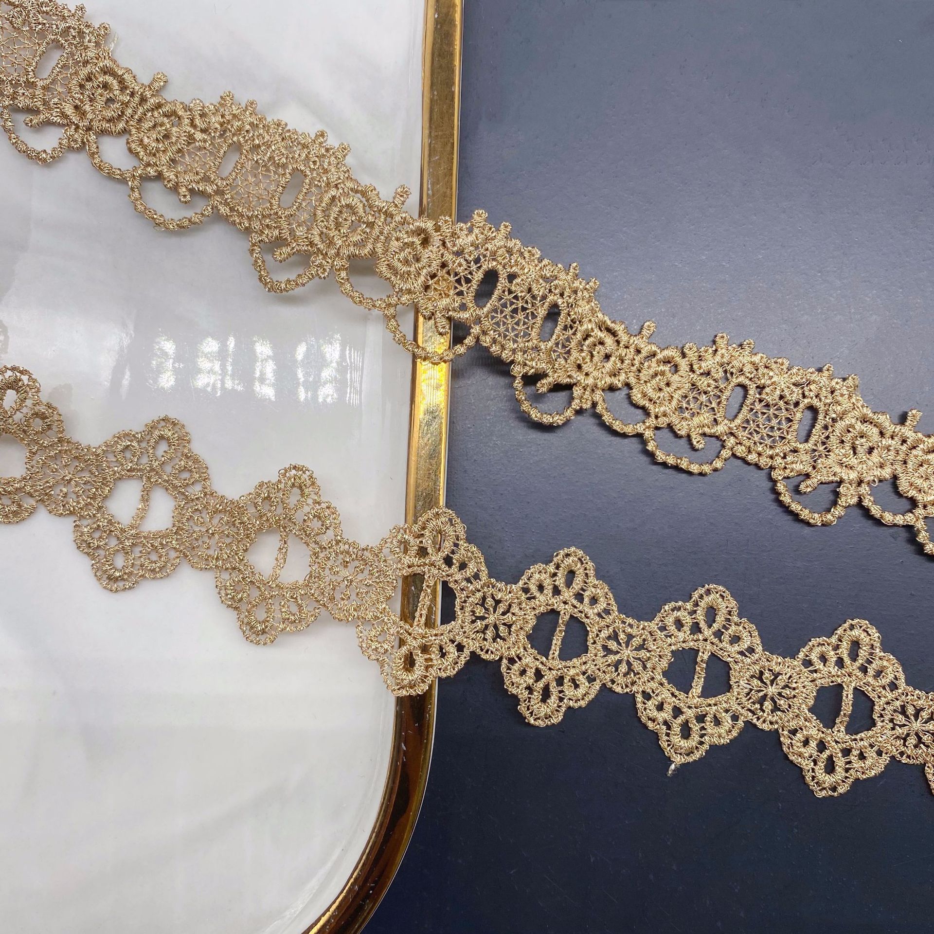 2yards Golden Embroidered Love - مراجعة Lace Ribbon Trim وسعره
