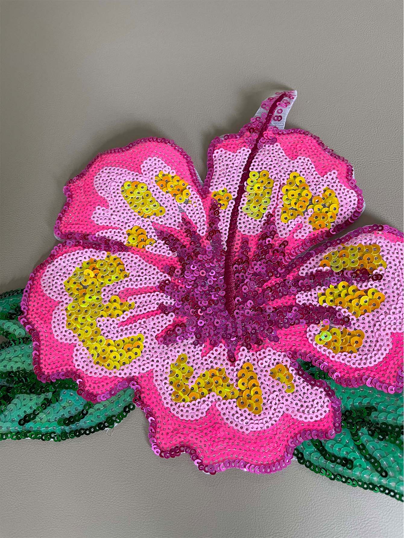 1 Piece 26CM Shining Pink Sequ - مراجعة Applique Patch Flower وسعره