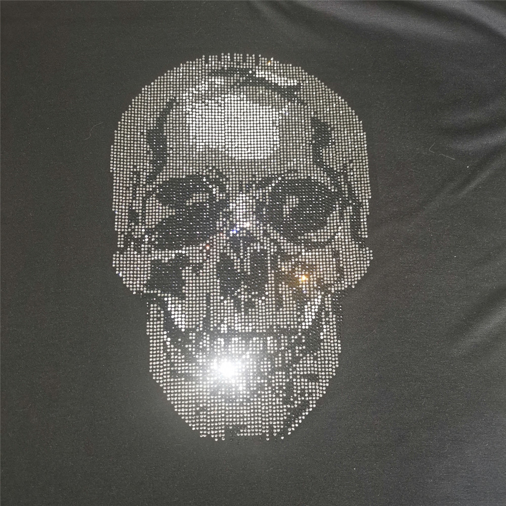 Skull Patch,Iron On Transfers  - مراجعة Hotfix Rhinestone Sheet وسعره