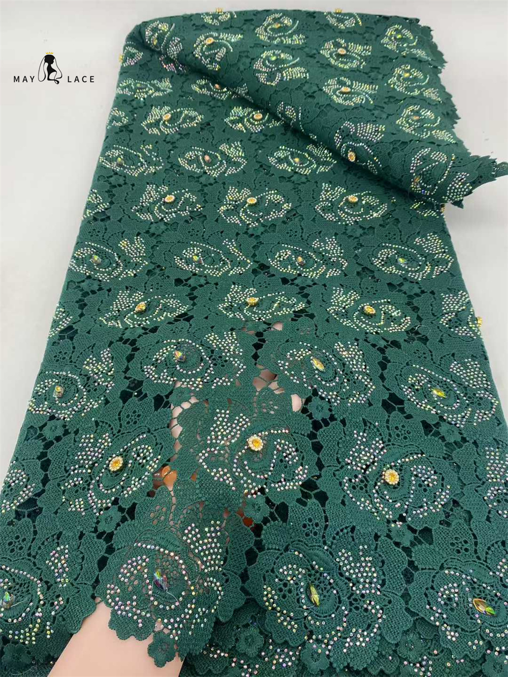Latest Cord Guipure Lace Fabri - مراجعة Crystal Mesh Fabric وسعره